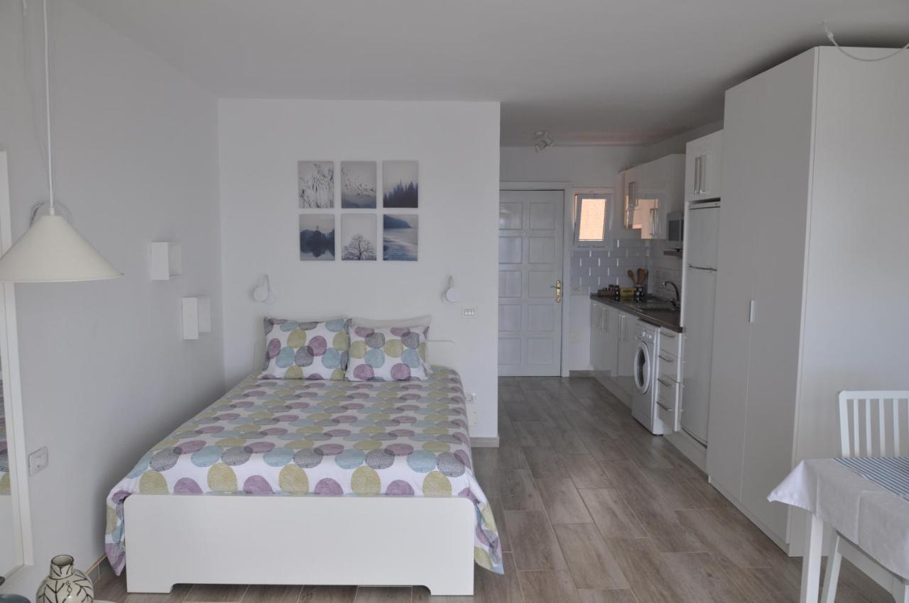 Bright Studio By The Sea Icod De Los Vinos Exterior photo